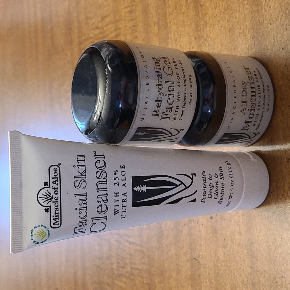 MIRACLE OF ALOE Skincare Lot